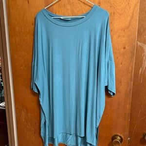 Zenana Outfitters Teal Tunic Top